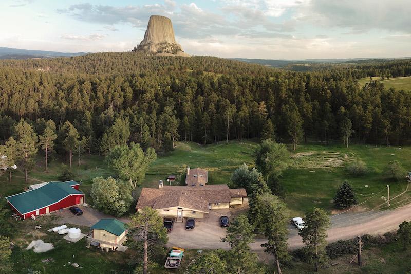 Devils Tower Lodge Exterior photo